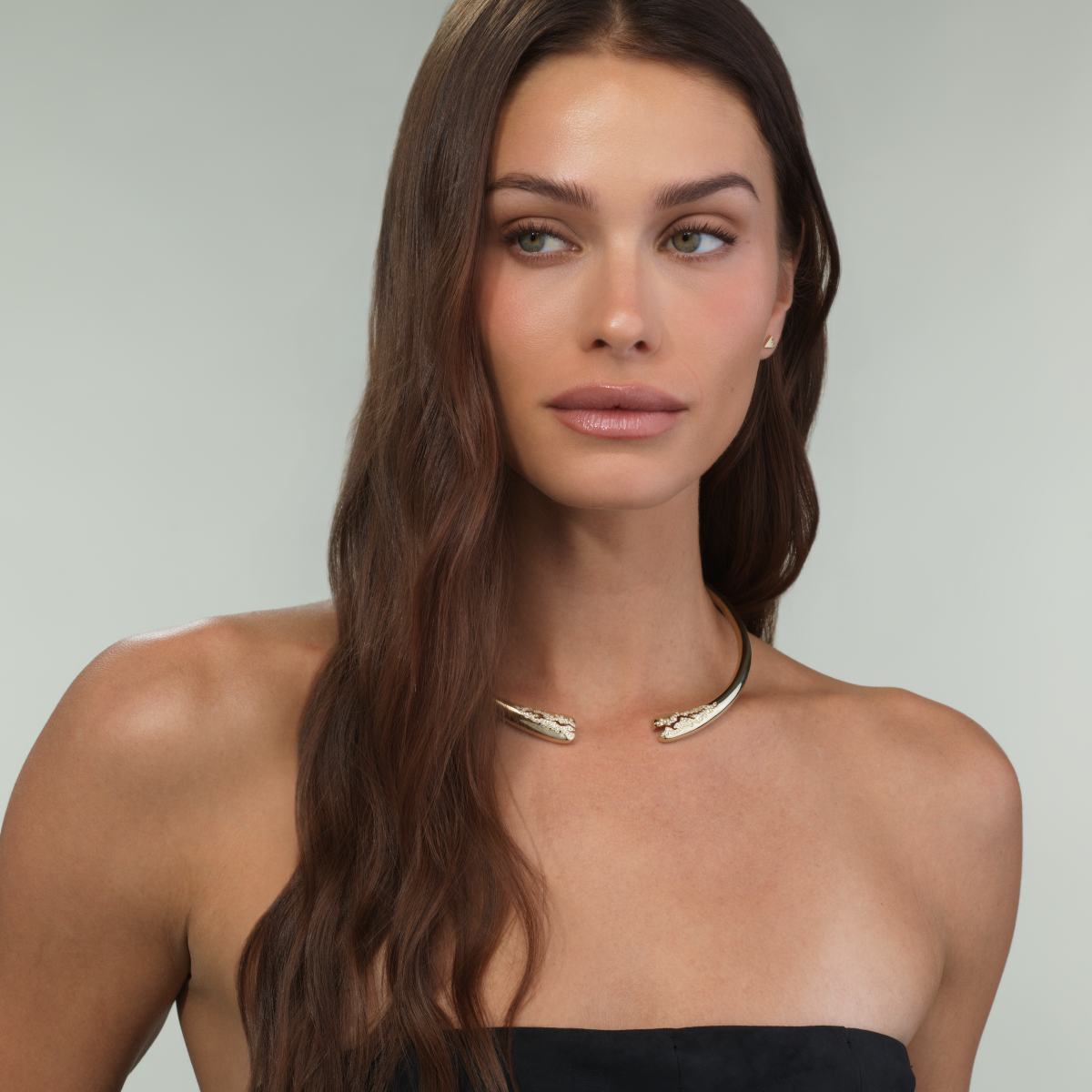 Broken Collar with Pavé Diamonds
