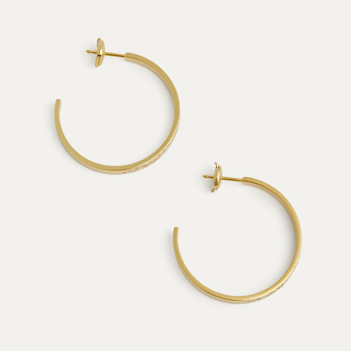 Emergence Large Hoops with Diamonds