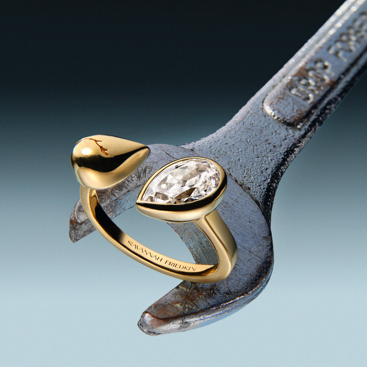 Broken Pear Ring with Diamond