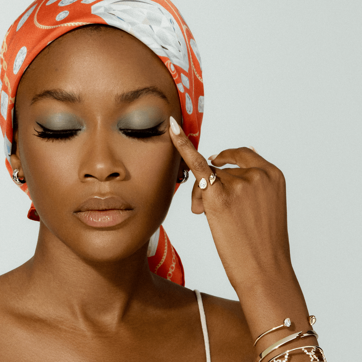 Broken Pear Ring with Diamond White Gold